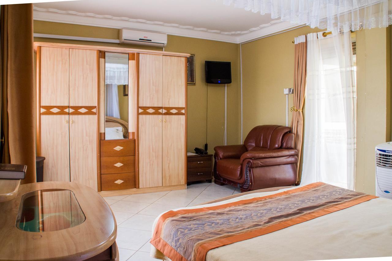 Desert Breeze Hotel Arua Exteriér fotografie