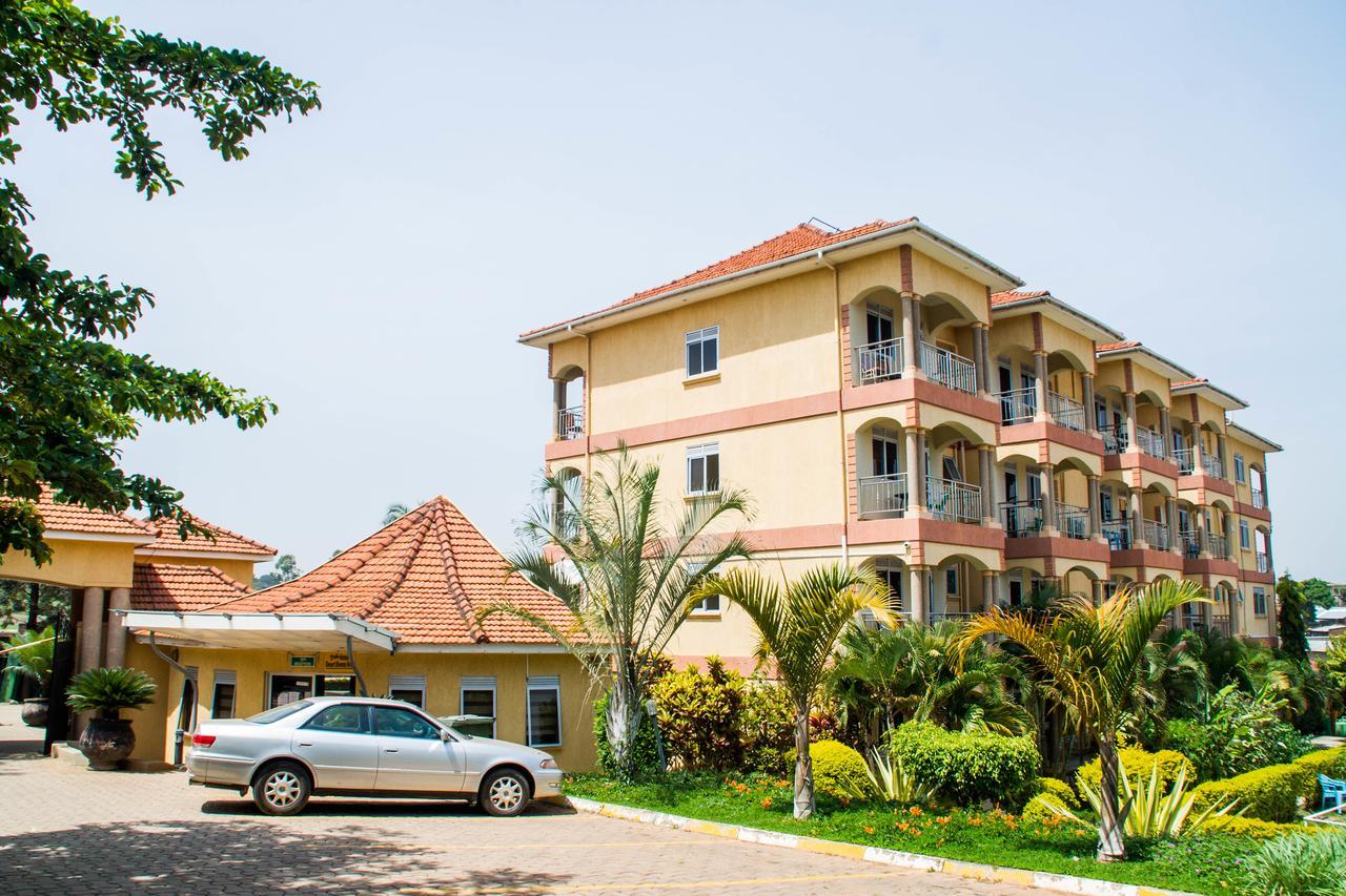 Desert Breeze Hotel Arua Exteriér fotografie