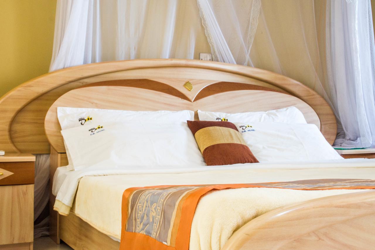 Desert Breeze Hotel Arua Exteriér fotografie