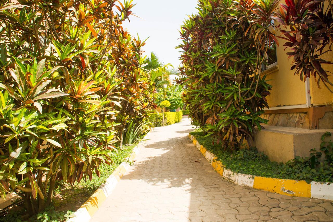 Desert Breeze Hotel Arua Exteriér fotografie